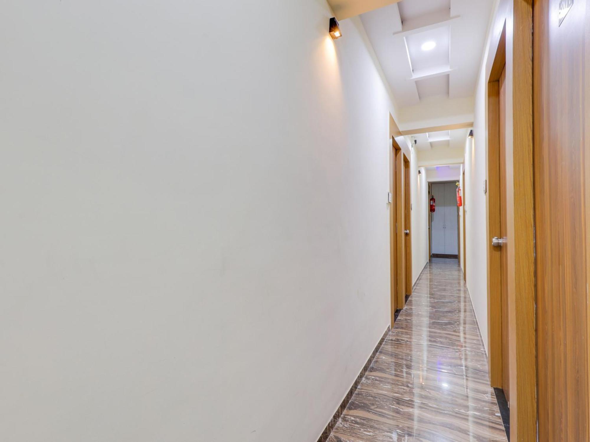 Hotel O Kb Villa Ahmedabad Extérieur photo