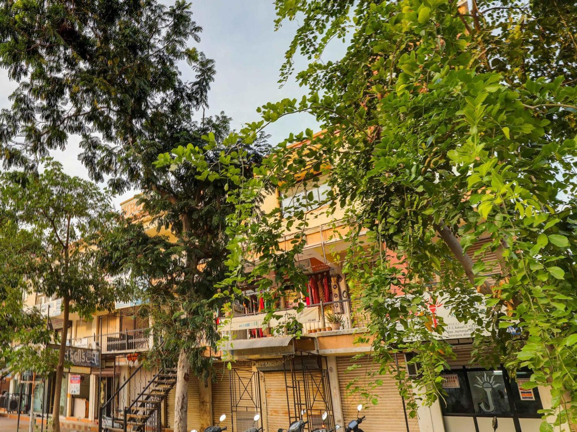 Hotel O Kb Villa Ahmedabad Extérieur photo
